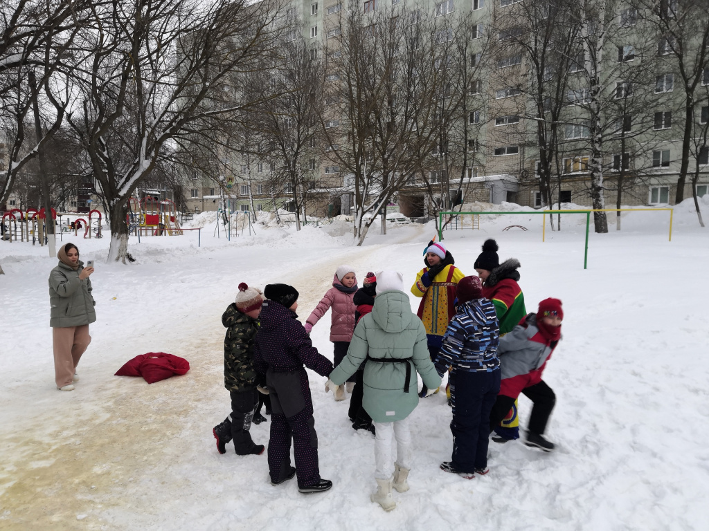 В Пролетарском районе для жителей многоквартирных домов организовали  праздник двора | 21.02.2024 | Саранск - БезФормата